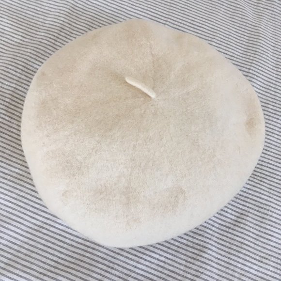 Beret hat - Picture 1 of 2